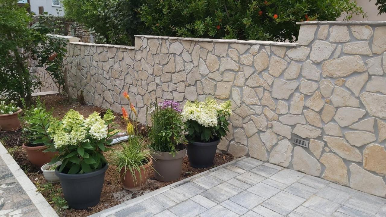 Apartments Ella Ровінь Екстер'єр фото