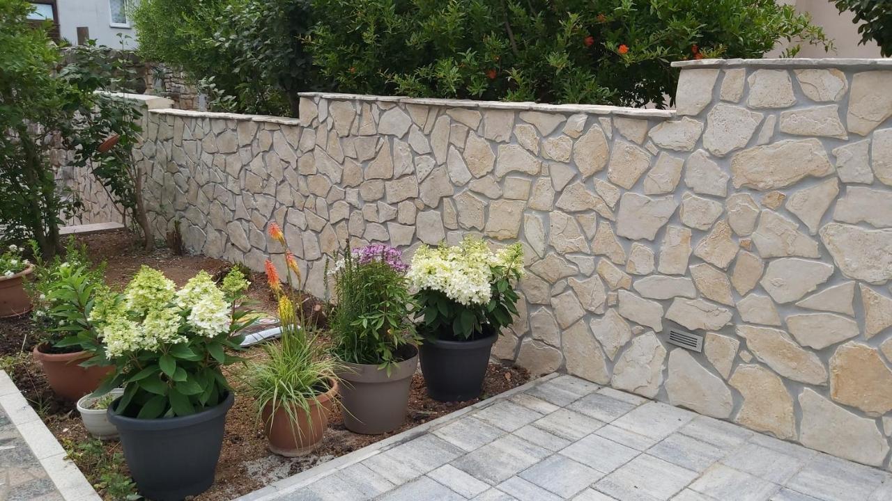 Apartments Ella Ровінь Екстер'єр фото
