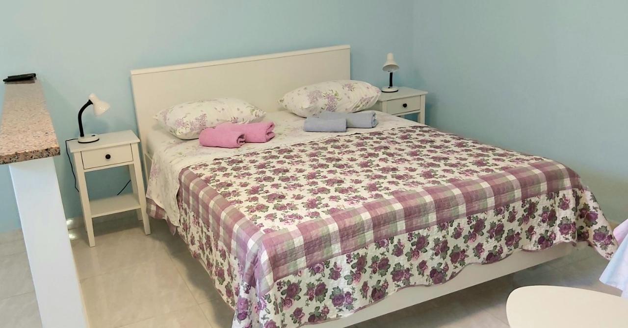 Apartments Ella Ровінь Екстер'єр фото