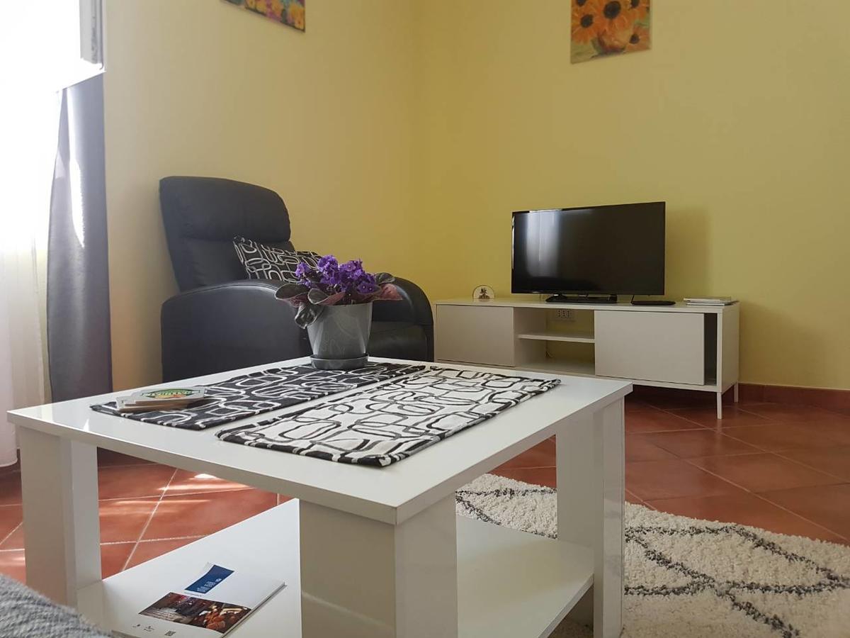 Apartments Ella Ровінь Екстер'єр фото