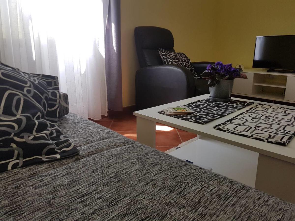 Apartments Ella Ровінь Екстер'єр фото