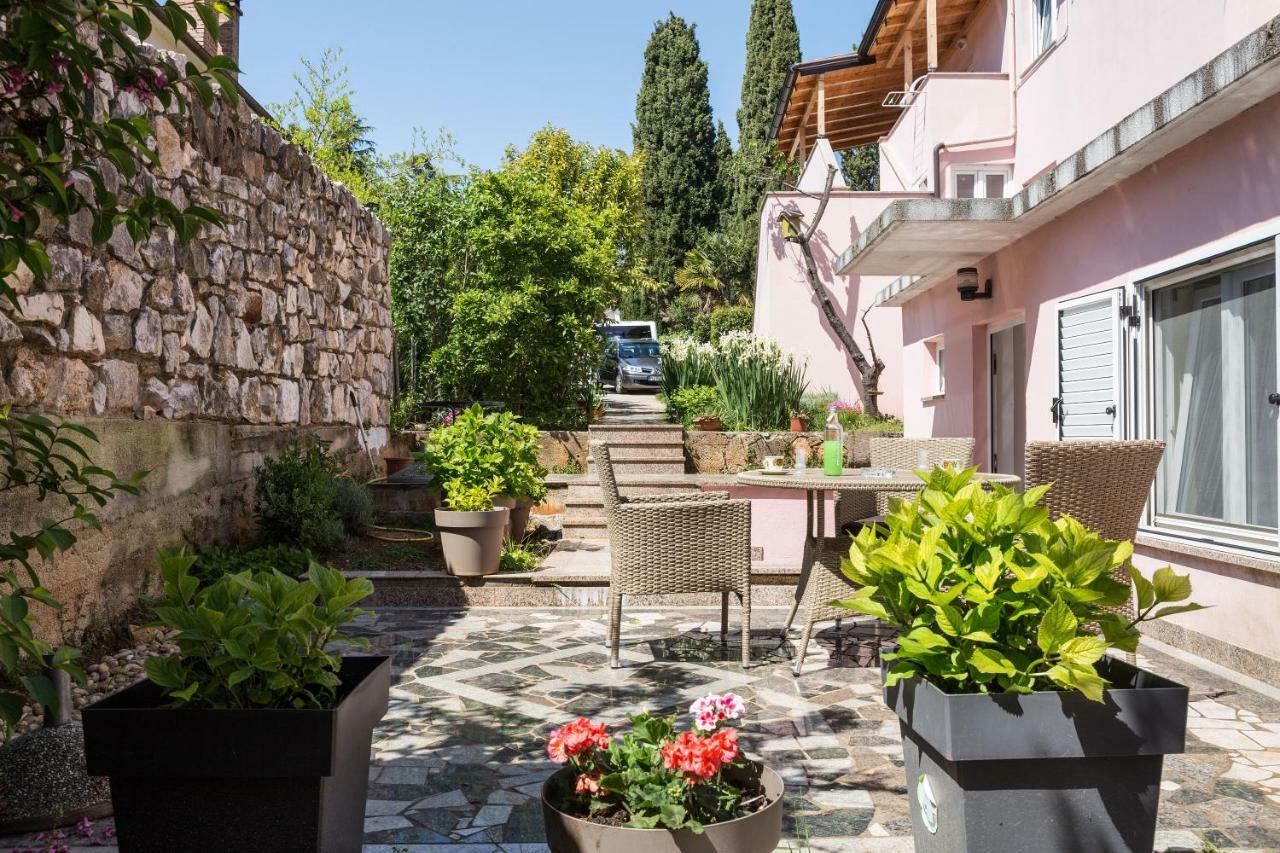 Apartments Ella Ровінь Екстер'єр фото
